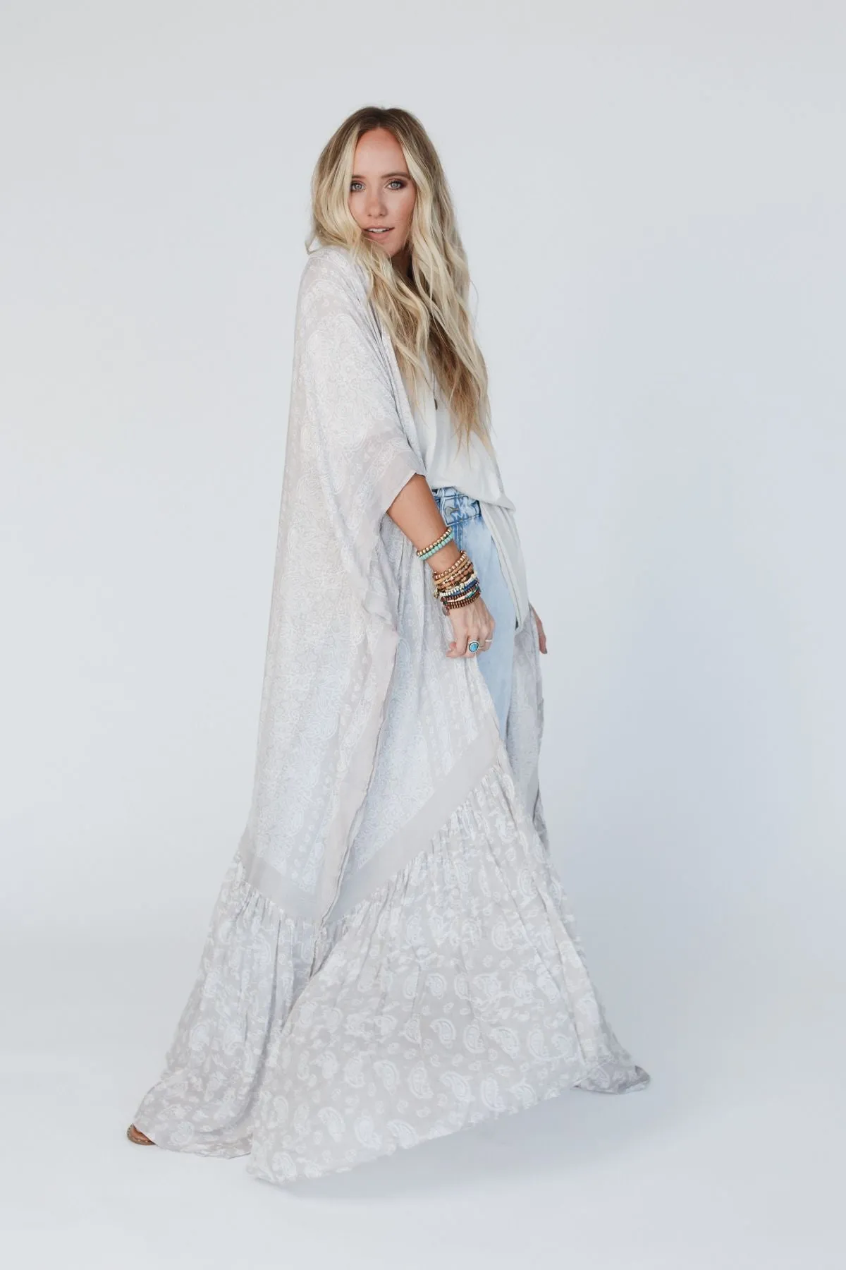 Paisley Tapestry Free Flow Duster Kimono - Gray