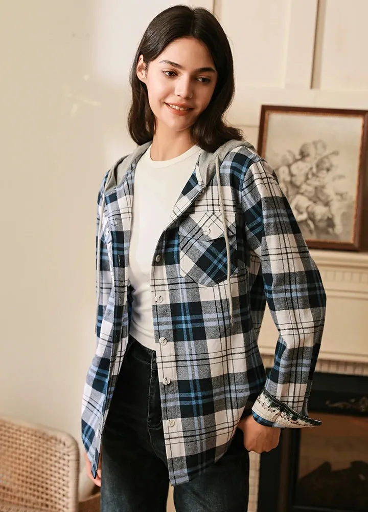 Women's Wildlife Adventure Flannel Plaid Hooded Shirt